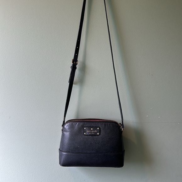 Small Kate Spade Cross Body - Picture 2 of 7